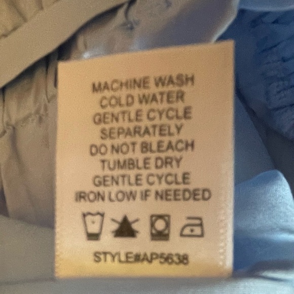 NWT Allie Rose paper bag shorts - Picture 6 of 6